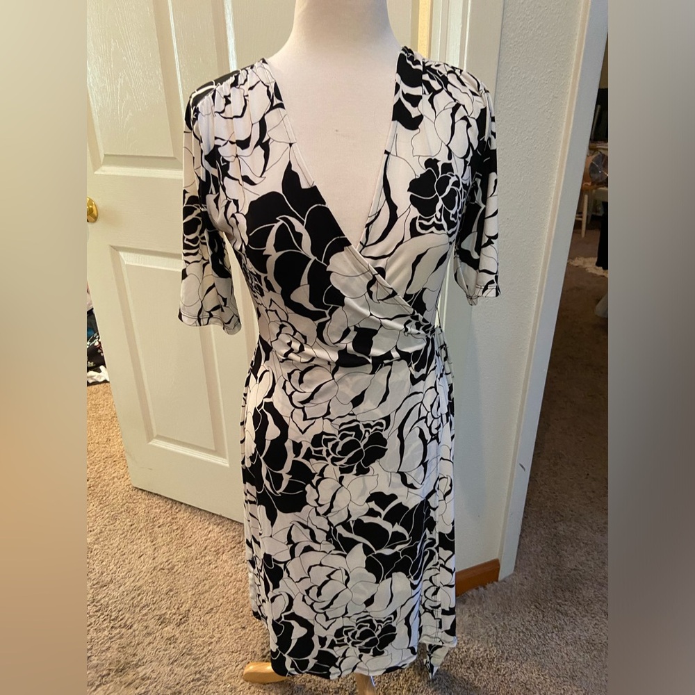 Black and White Floral Wrap Dress